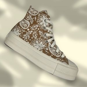 BRAND NEW Converse Chuck Taylor All Star Lift Floral Paisley Platform Sneakers